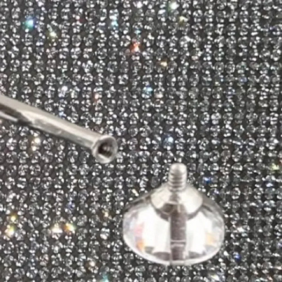 Belly ring stainless steel screw on holographic silver rhinestone bling diamond - Picture 2 of 2